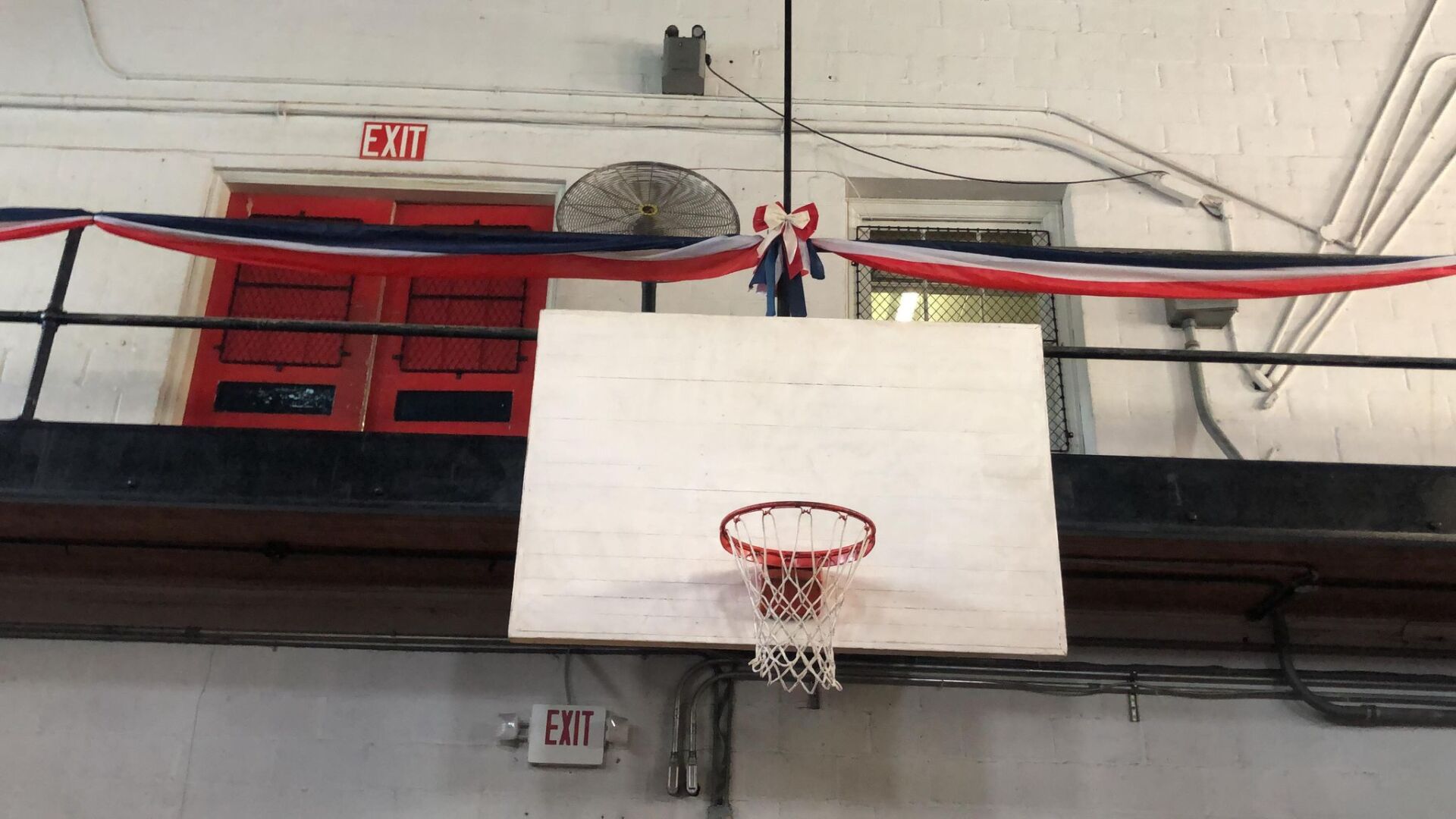 Fieldale Recreation Center basketball hoop